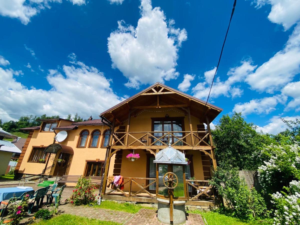 Rodynnyi Zatyshok Guest House เวอร์คอฟเวอนา ภายนอก รูปภาพ
