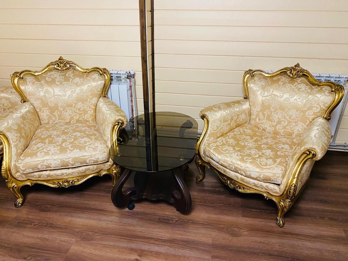 Rodynnyi Zatyshok Guest House เวอร์คอฟเวอนา ภายนอก รูปภาพ