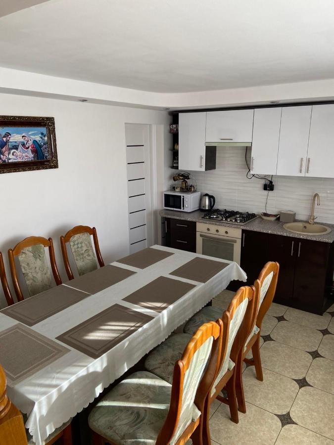 Rodynnyi Zatyshok Guest House เวอร์คอฟเวอนา ภายนอก รูปภาพ